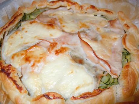 SALTY PIE - ZUCCHINIS, CHICKEN AND CHEESE