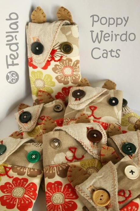 Poppy Family: Weirdo cat phone case and handbag