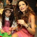 Perla Monsè, la bambina stilista presenta la sua linea di borse