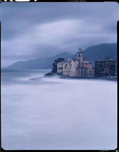 Come nasce una foto #4: Il mio primo scatto in grande formato – mareggiata a Camogli