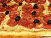 Pizza panna, funghi, salame olive nere