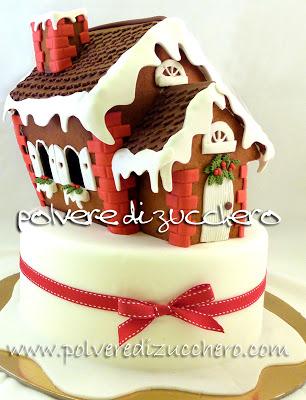 Gingerbread House: la casetta di pan di zenzero decorata con pasta di zucchero