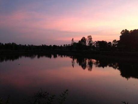 A braccetto con il destino: Wapi Patum, Angkor in miniatura!