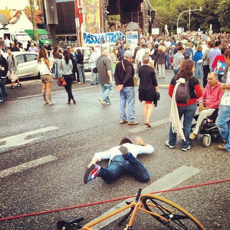 CADERE DALLA BICI A LISBONA – TENHO QUEDA PARA A BICICLETA