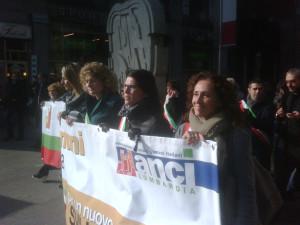 Manifestazione dei Comuni lombardi a Milano contro i tagli (2,2 miliardi nel 2013) e il patto di stabilità