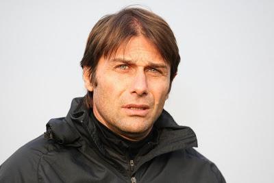 Conte tiene piedi terra: 