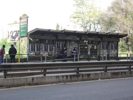 Come vi abbiamo spiegato più volte, la gente che prende i mezzi pubblici in questa città va umiliata. E' una precisa strategia