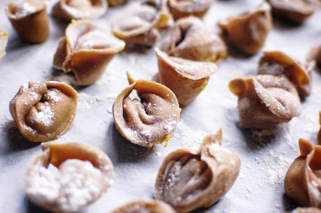 Tortelli di castagne ripieni di zucca