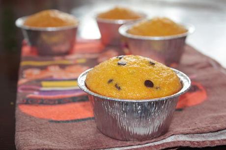 Muffin alla zucca e mandorle con gocce di cioccolato