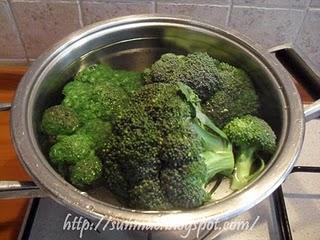 Crema di broccoli al curry delle Simili