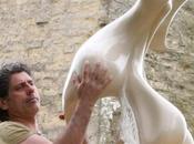 video vivo sessioni opera “Uomo Aquila” realizzata dallo scultore Emanuele Rubini Simposio Internazionale scultura Federico Svevia