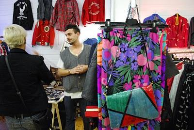 Happy Sunday Market !!