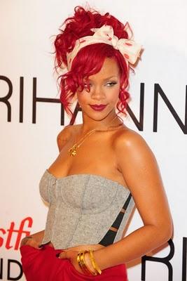 Rihanna Makes your Day .....