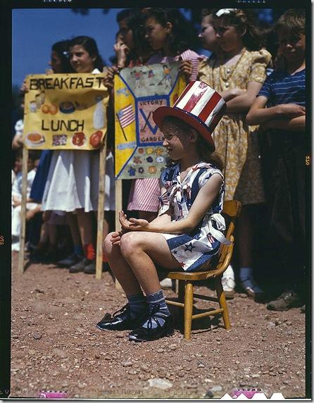 At Beecher Street School. Southington, Connecticut, May 1942. Reproduction from color slide. Photo by Fenno Jacobs. Prints and Photographs Division, Library of Congress