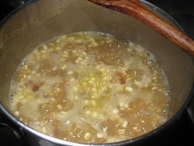 Metti un finocchio a cena: Buon appetito Mister B. ovvero Risotto con cereali misti con finocchi, lardo, e curry