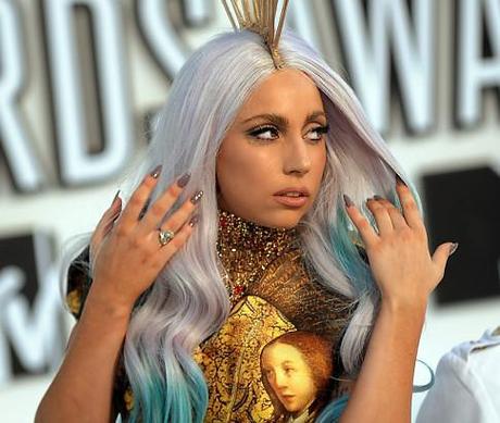 VOTA Gaga come Personaggio dell’anno per il Time