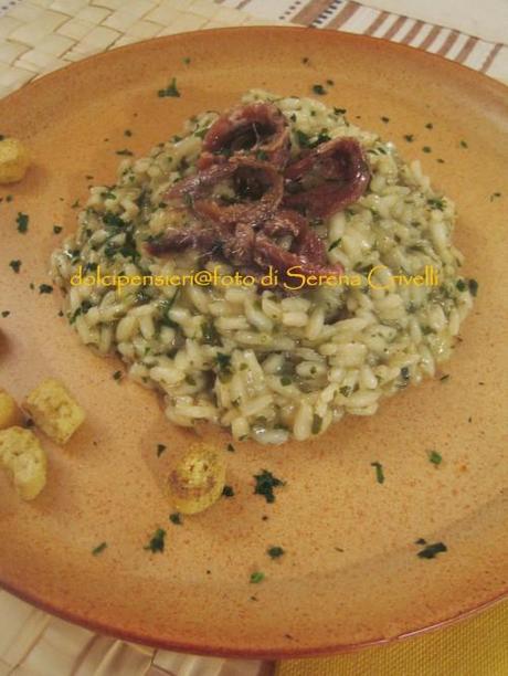 RISOTTO CON ACCIUGHE AL PREZZEMOLO di Dolcipensieri