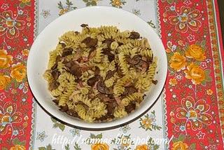 Fusilli funghi e pancetta e cuoca a domicilio