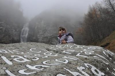 Un passo sei nella nebbia, quello dopo sei nel sole