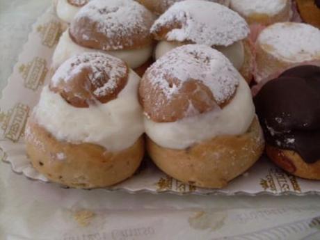 Sammartinello con ricotta: Pasticceria Delizia