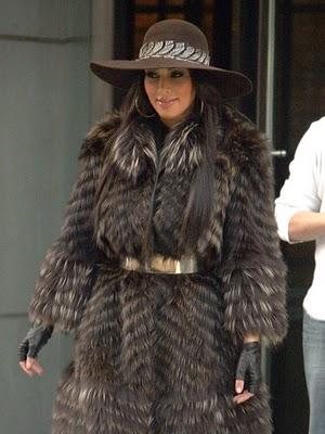 Kim Kardashian is .....FURRYLICIOUS !!! AHAH !