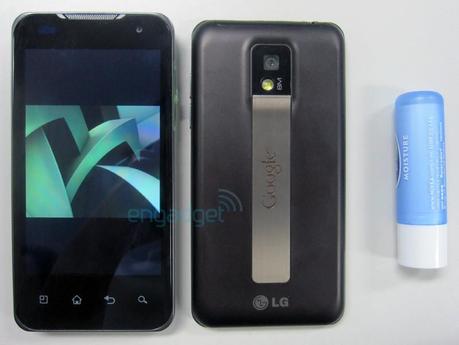 10x1116exenglgandroid1 LG: ecco il super smartphone Android per il 2011