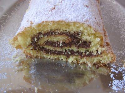 Un goloso rotolo di pan di Spagna