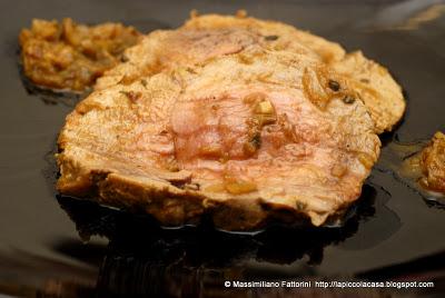 La ricetta per un ottimo arrosto di vitellone con battuto verde, galanga, ginepro e senape nera