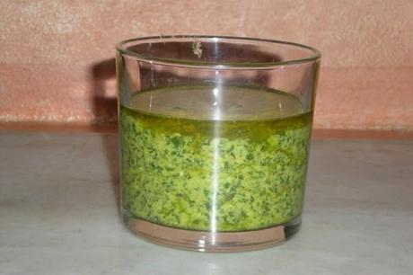 Pesto alla genovese con le noci