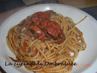 Spaghetti con sugo di granchi