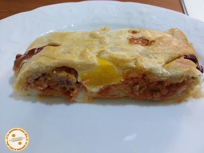 strudel di ragù con salsicce e fontina