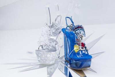 Swarovski Elements presenta Sparkling Contrasts, la nuova collezione di calzature