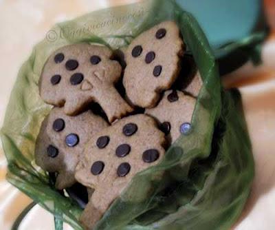 Biscotti con farina di castagne e cacao all'amaretto.