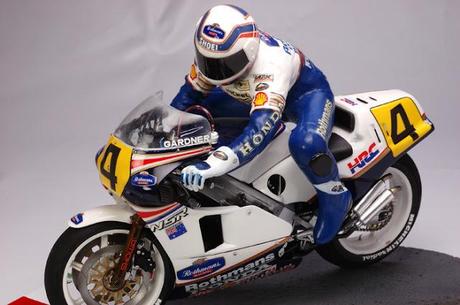 Diorama - Wayne Gardner & Honda NSR 500 1986 (Tamiya) by Utage Factory House