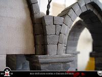 Costruzione 136: La facciata - rinfianco delle arcate e innalzamento muri