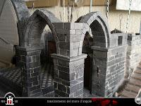 Costruzione 136: La facciata - rinfianco delle arcate e innalzamento muri