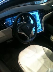 TESLA SBARCA A MILANO ! ! !