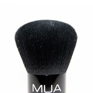 Preview: MUA presenta i suoi pennelli! Preview: MUA presenta i suoi pennelli!