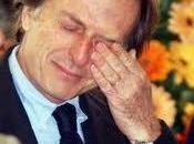 Cari Italiani nullatenenti, colpa vostra vendono poche Ferrari!!