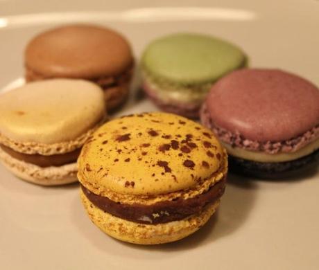 Pierre Hermé. Piccola degustazione tra Jardin Ephémère e Incontournables macarons de Noel.