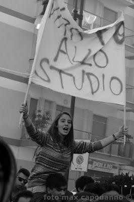 STUDENTI in lotta al PVM. Occupato l'istituto