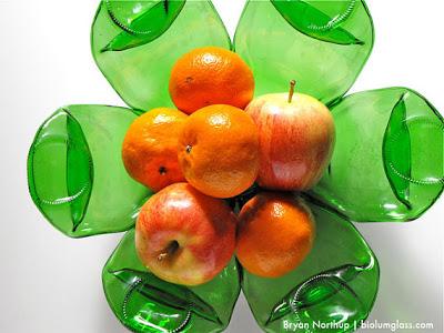 Biolum Glass presenta Bentbottle - Riciclare il vetro con arte