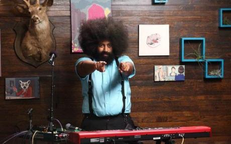 reggie-watts-comedy-bang-bang-gif-party