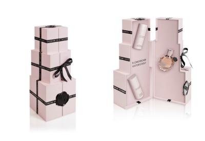 Il natale di Viktor & Rolf con Flower Bomb