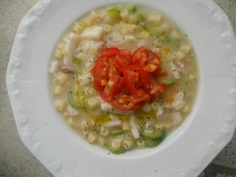 Minestra di finocchi e zucchine al profumo di mare