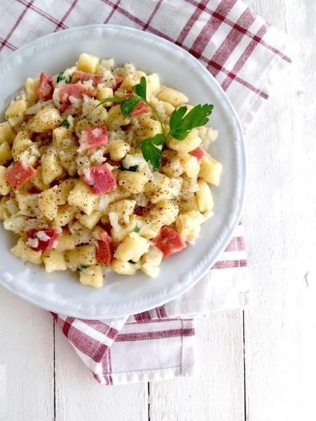 Chicche di patate con cavolfiore e prosciutto. Le cavolate della matematica.