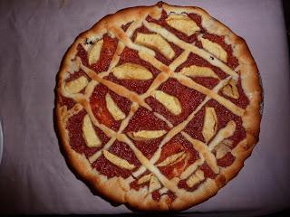 Crostata di marmellata di mele cotogne