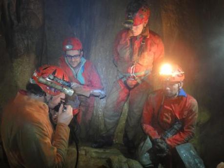 LUCA PEDRALI APRE UN NUOVO INGRESSO NEL MONTE GUGLIELMO