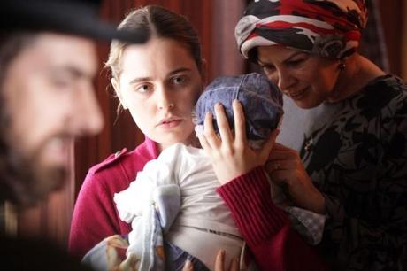 una immagine di Hadas Yaron 620x413 su La Sposa Promessa: un Vuoto a Rendere