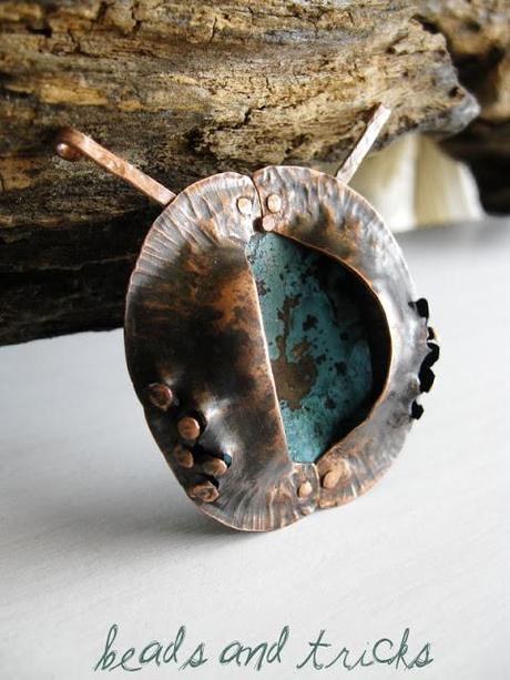 Pendente in rame, foldforming e patina blu.